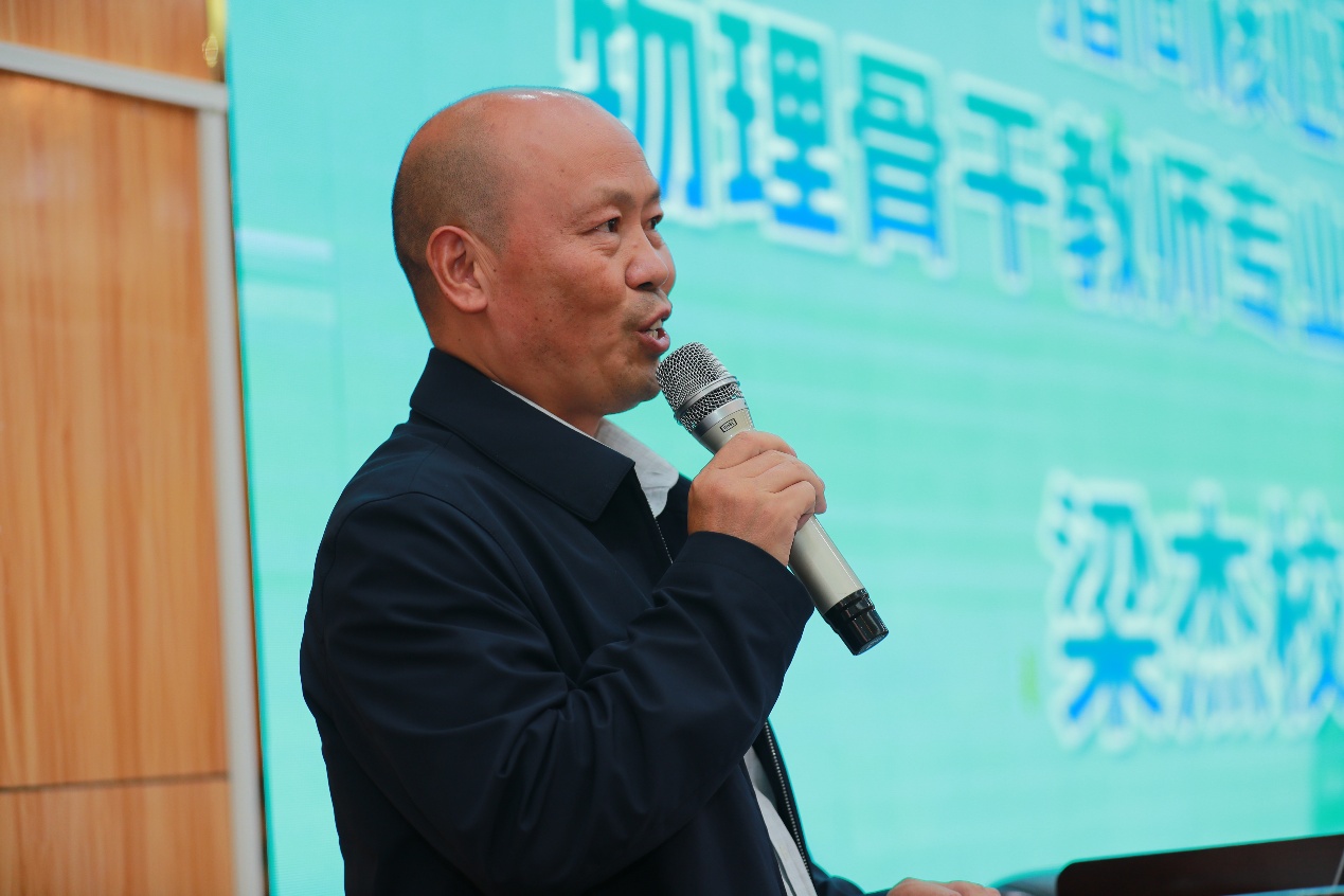 桑海波.jpg 桑海波.jpg